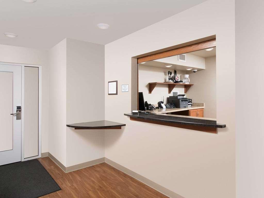 Extended Stay America Select Suites - Kalamazoo - West Interior foto